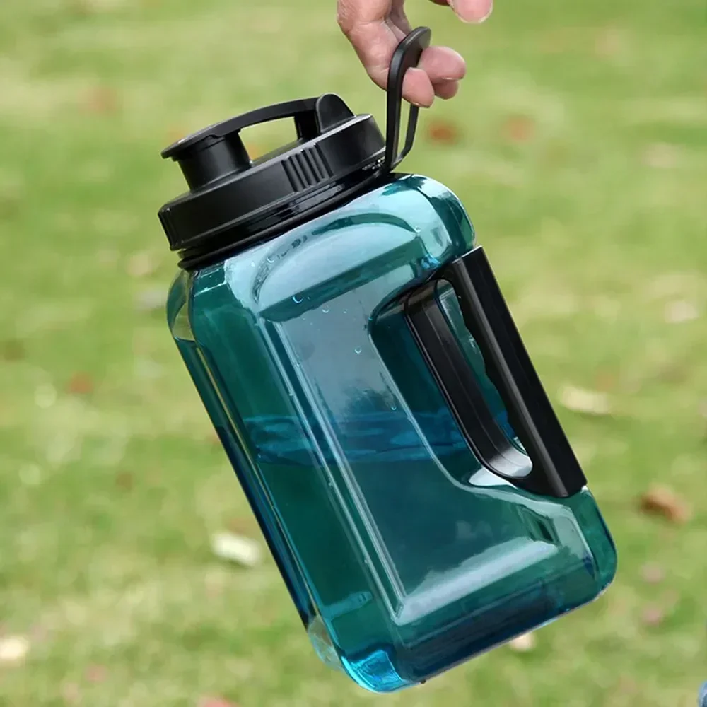 Botella de agua deportiva de 2 - Outdoor Sport Field reseña y precio
